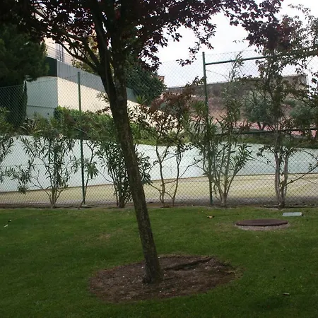 In Lisbon, Cozy With Pool And Central * Lisboa